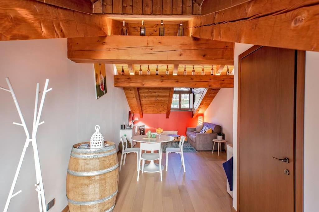 Charming 2.5Room Flat In Center Of Monforte dʼAlba Exteriér fotografie